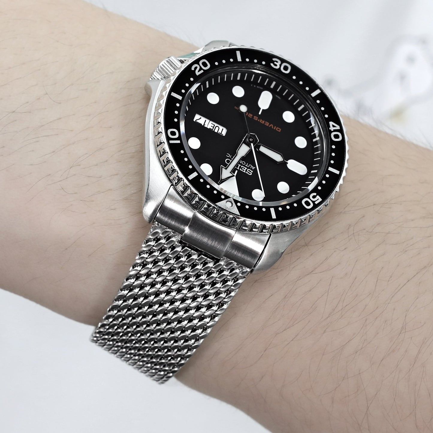 Seiko SKX007 Diver's 200m Automatic Watch 