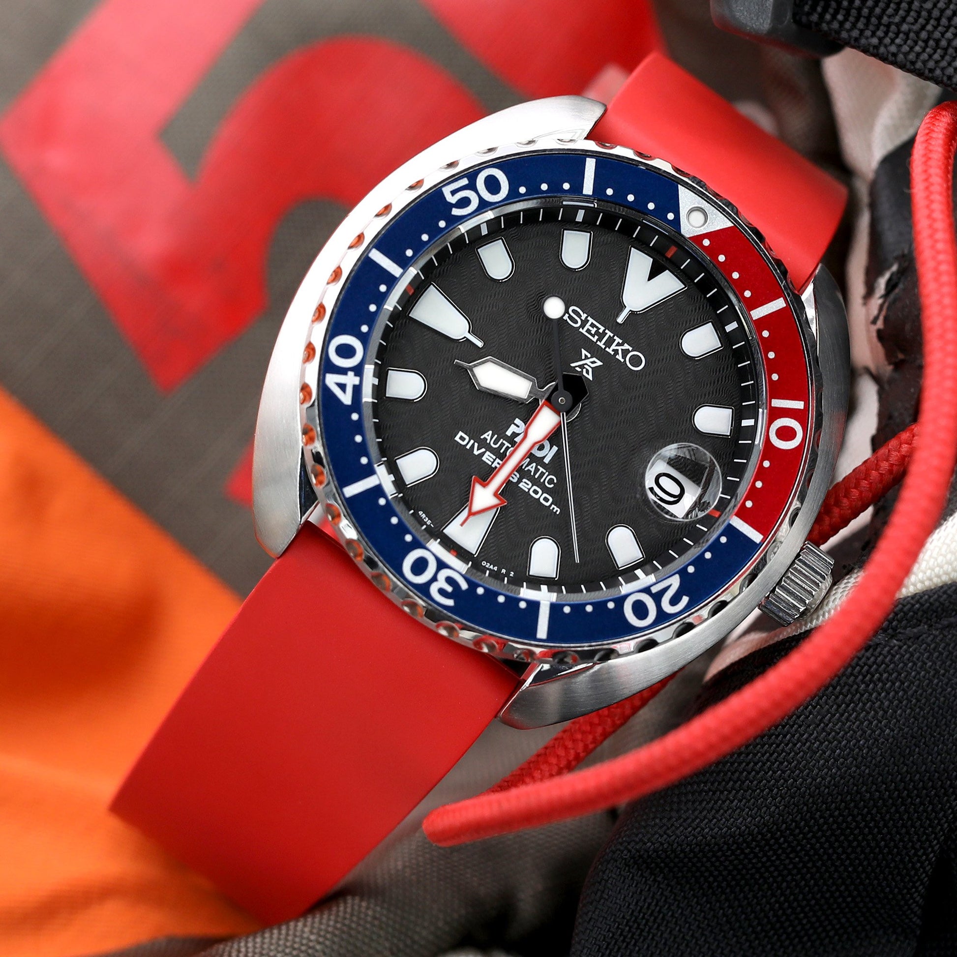 Seiko Mini-Turtle Prospex Automatic Dive Watch SPRC41K1 (PADI Edition) Pepsi Bezel