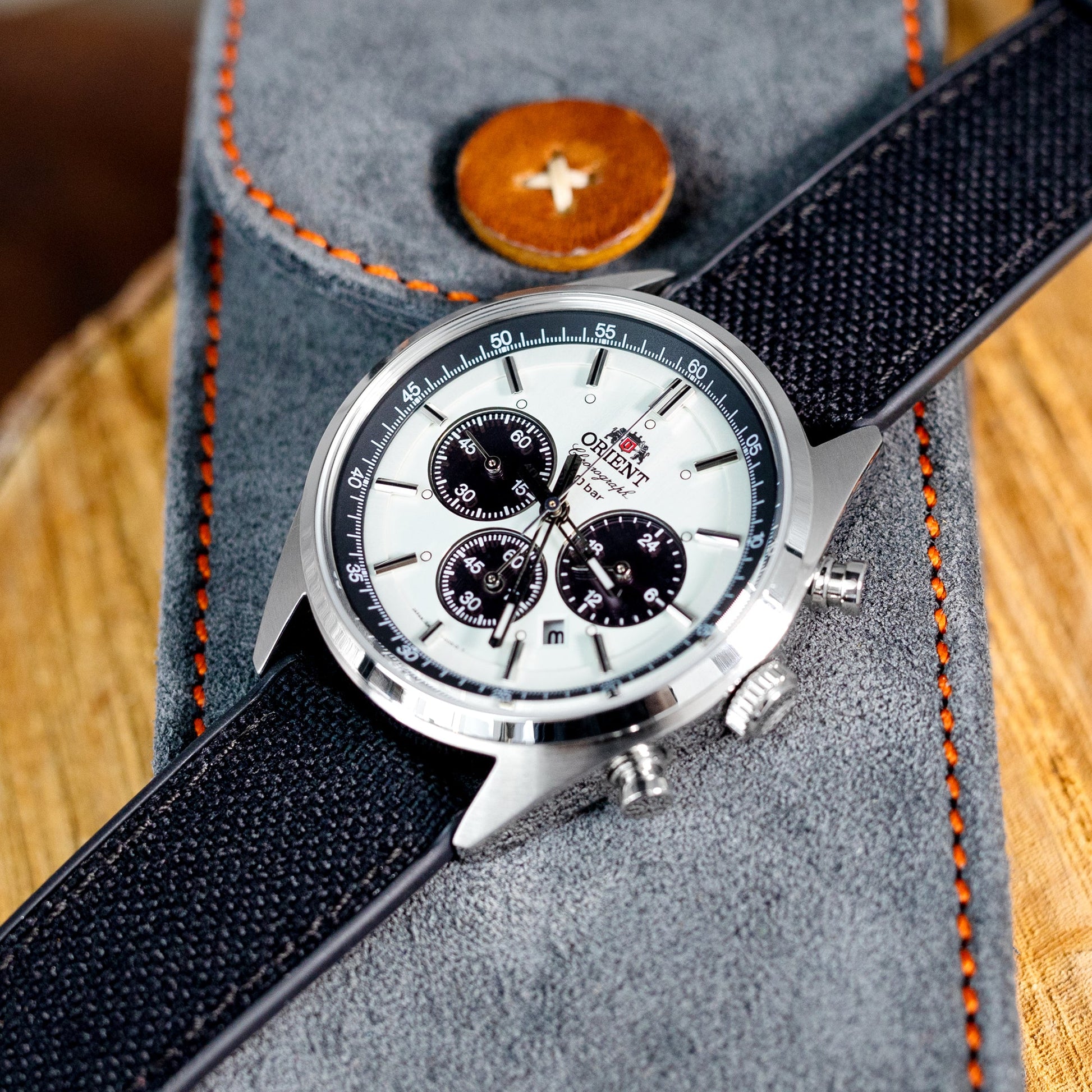 Orient Panda Neo 70s Chronograph WV0041TX